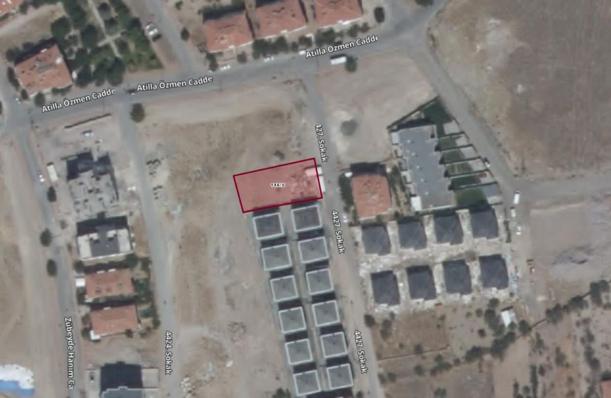 Erkilet General Emir Mah. de Satılık 659 m2 Villa Parseli