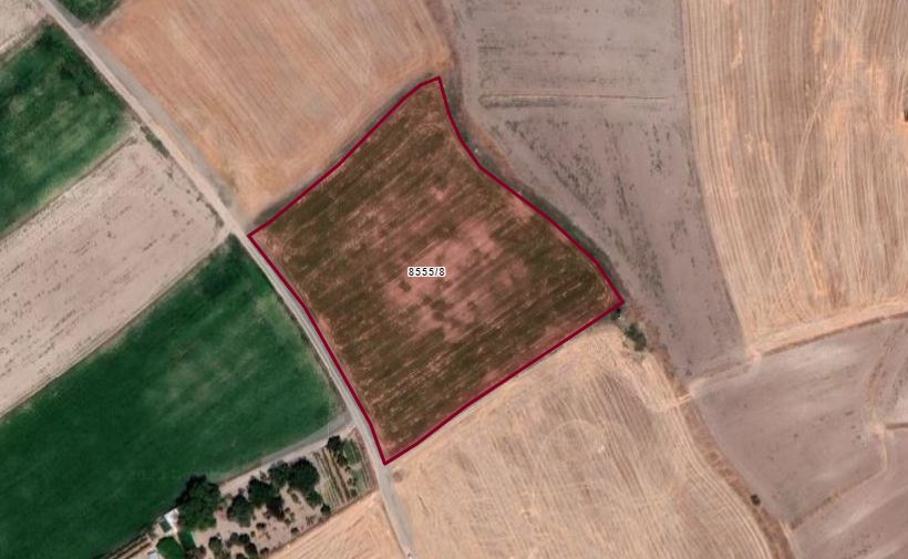 Erkilet Kemer Mah.’de 12.208 m² TEK TAPULU Satılık Tarla