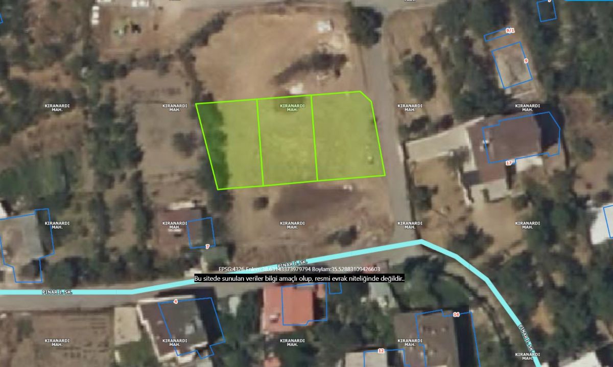 Kıranardı Mah. de Park Cepheli 947 m2 Köşe Villa Parseli