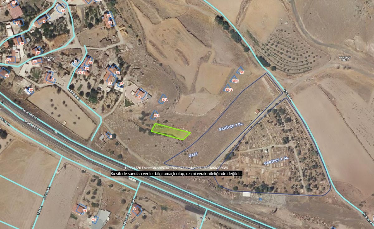 İncesu Garipçe Mah. de Satılık 785 m2 Villa Arsası