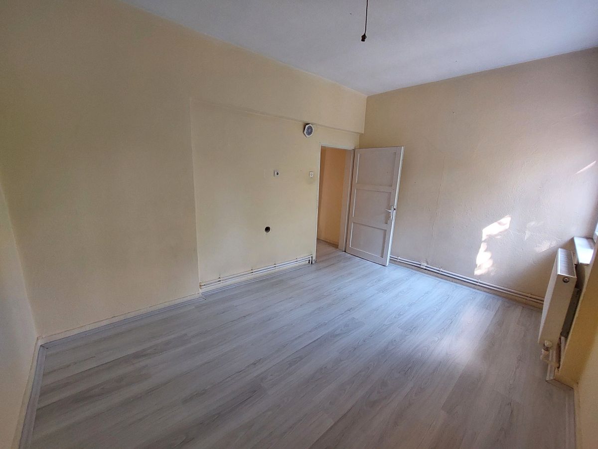 Selimiye Mah. Uğur Apt. 3. Kat No 14 (33) Belsin Selimiye Mah. de 100 lük 3+1 KOMBİLİ Kiralık Daire