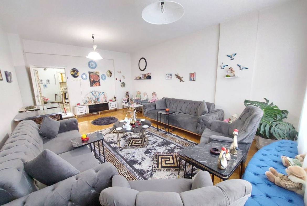 Fevzi Çakmak Mah. Bozantı Cad.’de 3+1 Satılık Daire