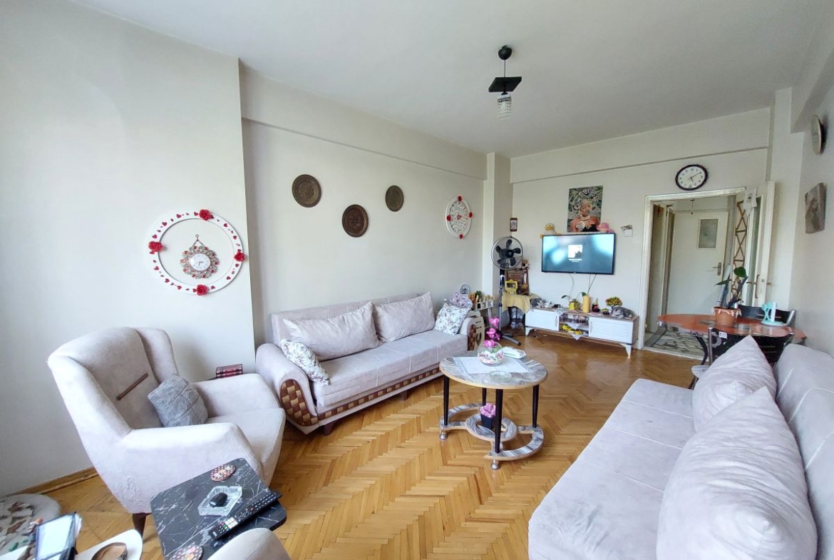 Fevzi Çakmak Mah. Bozantı Cad.’de 3+1 Satılık Daire