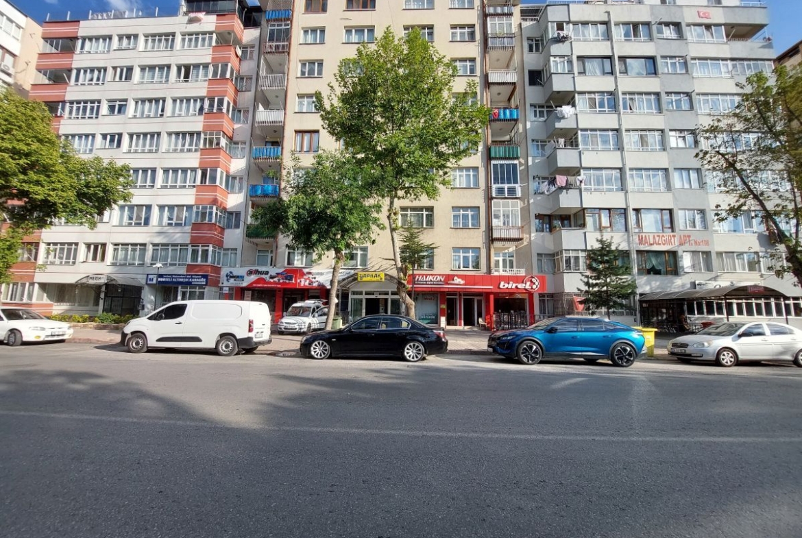 Fevzi Çakmak Mah. Bozantı Cad.’de 3+1 Satılık Daire